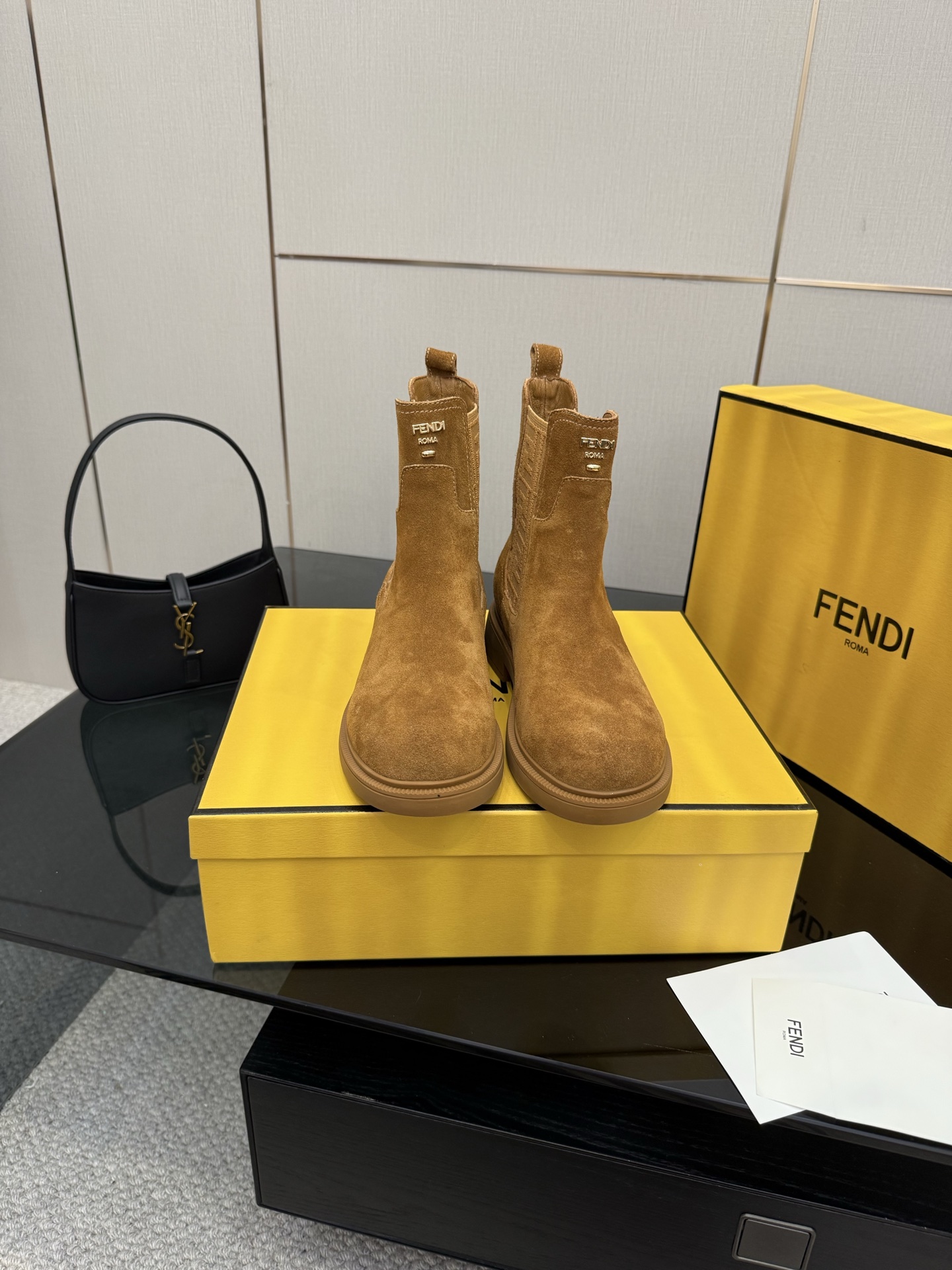20251022/Fendi_251022-5